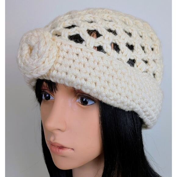 John Molloy Ireland Pure Virgin Wool Cream Crochet Hat Hand Knit Center Rosette - Picture 5 of 11